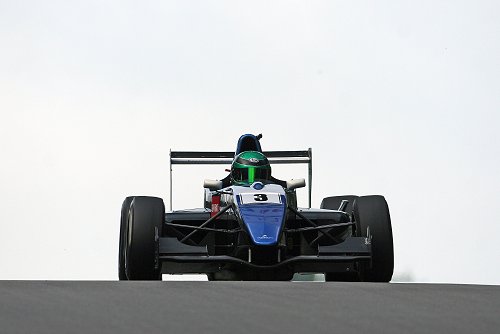 Bart Hylkema van FR2.l naar Brits F3